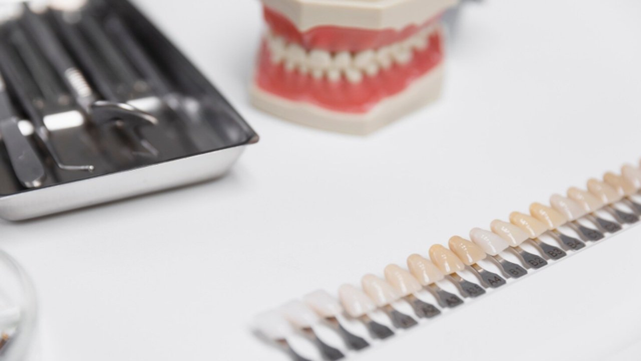 komple-zirkonyum-kaplama-fiyatlari-2025